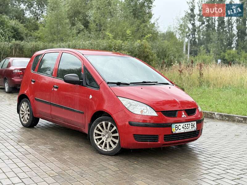 Mitsubishi Colt (2008)