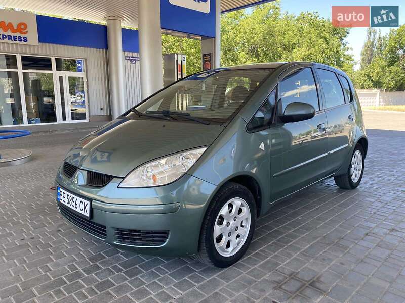 Mitsubishi Colt (2006)