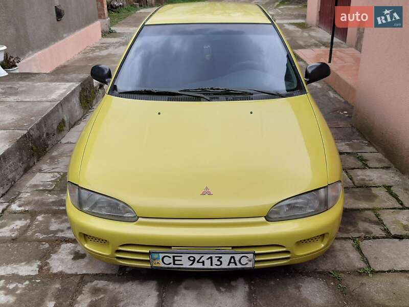 Mitsubishi Colt (1995)