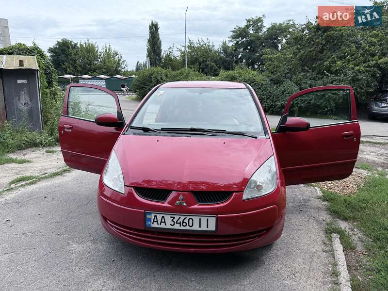 Mitsubishi Colt (2006)