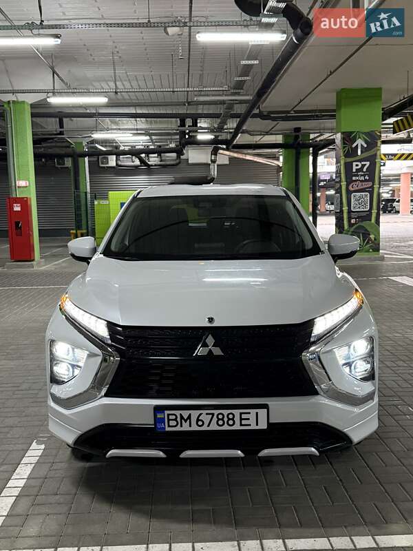 Mitsubishi Eclipse cross (2022)