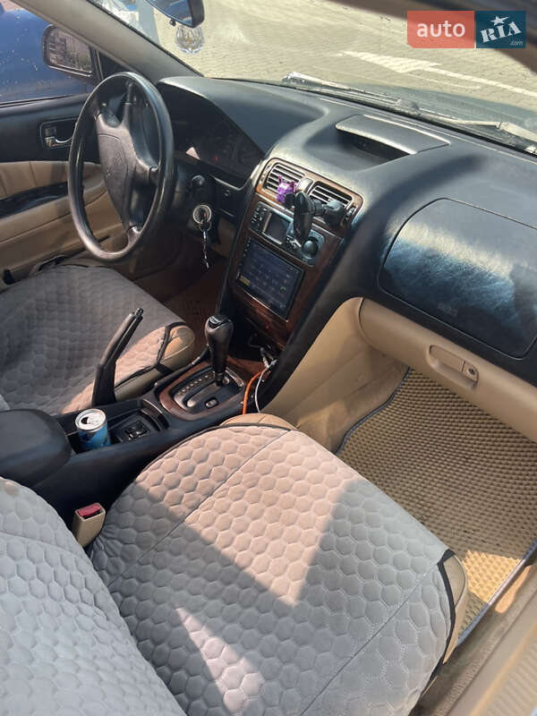 Mitsubishi Galant (1997)