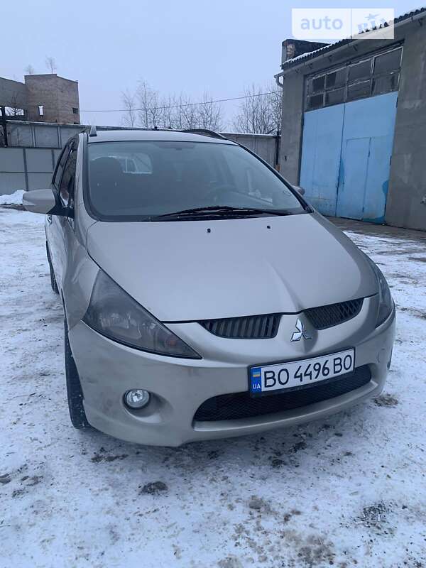Mitsubishi Grandis (2007)