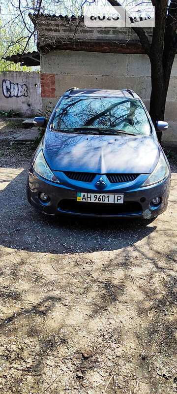 Mitsubishi Grandis (2008)