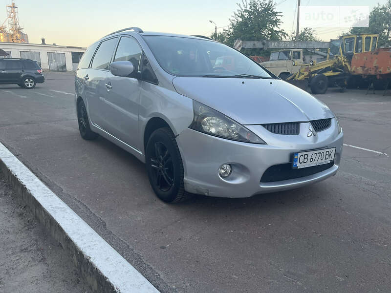 Mitsubishi Grandis (2006)
