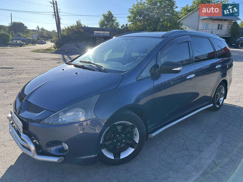 Mitsubishi Grandis (2008)