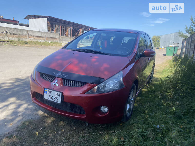 Mitsubishi Grandis (2006)