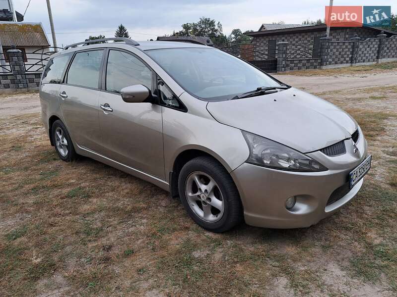 Mitsubishi Grandis (2007)