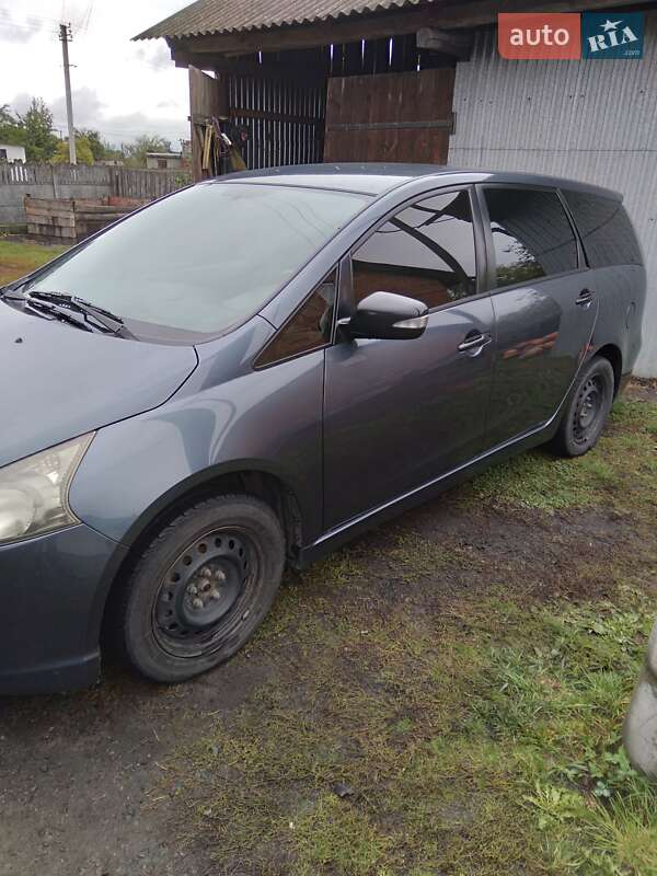 Mitsubishi Grandis (2006)