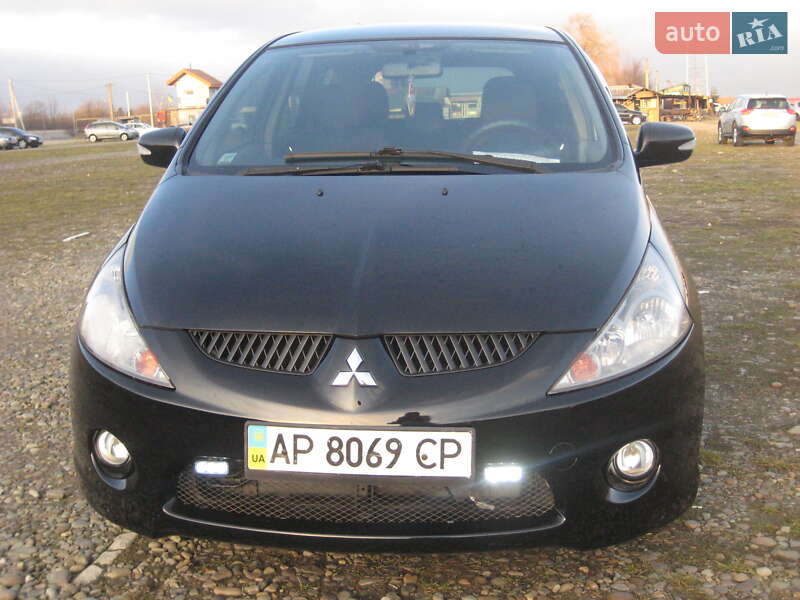 Mitsubishi Grandis (2008)