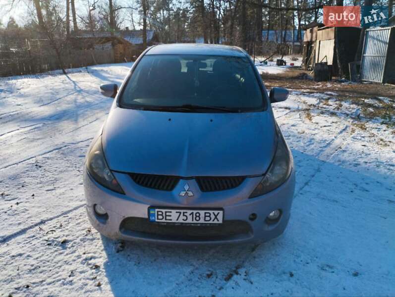 Mitsubishi Grandis (2006)
