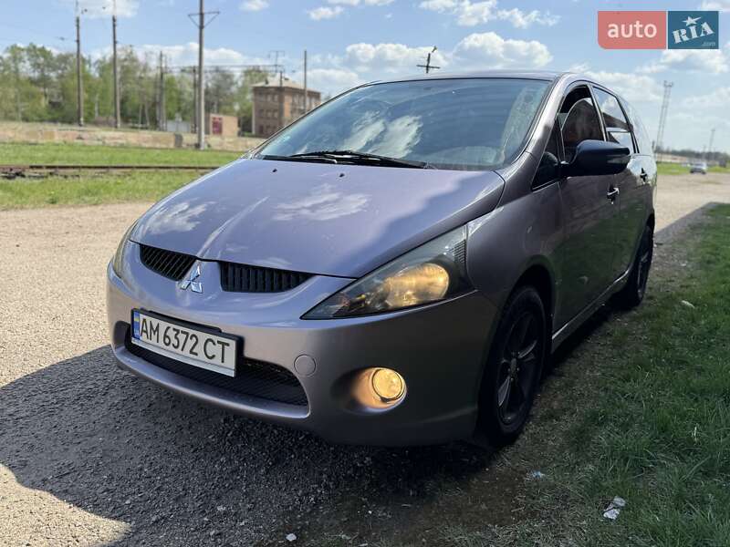 Mitsubishi Grandis (2006)