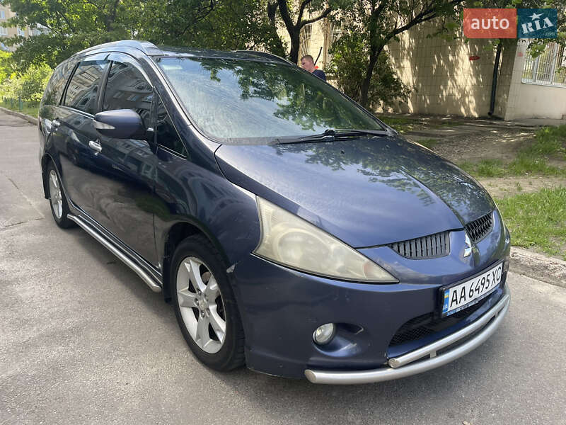 Mitsubishi Grandis (2008)