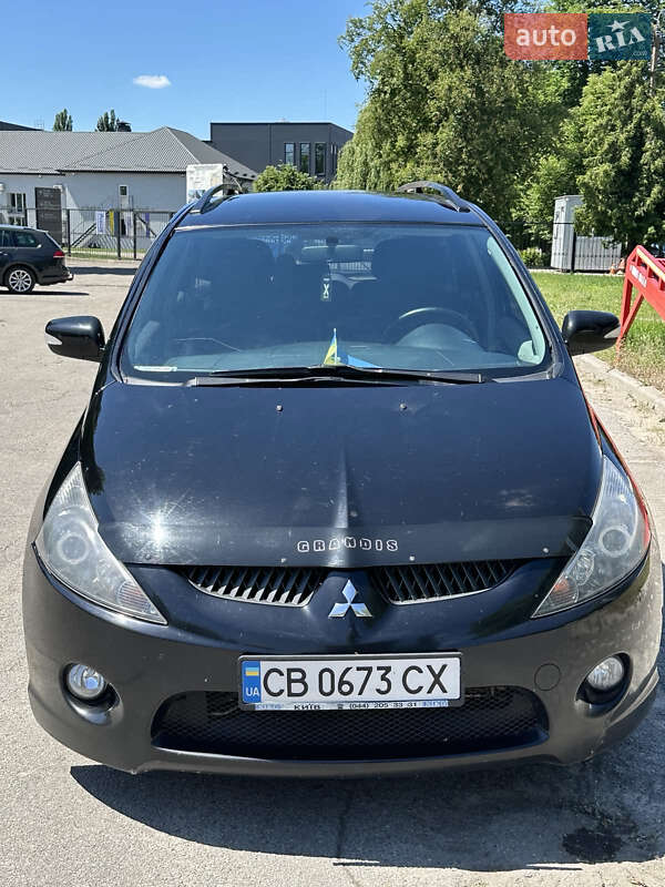 Mitsubishi Grandis (2006)