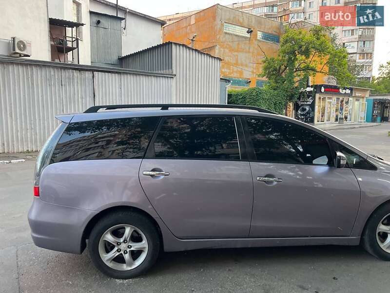 Mitsubishi Grandis (2005)