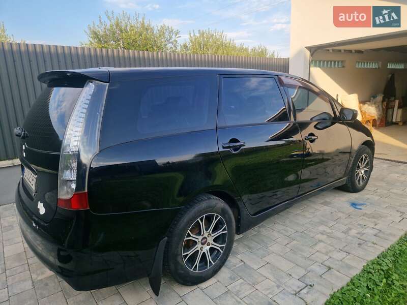 Mitsubishi Grandis (2007)