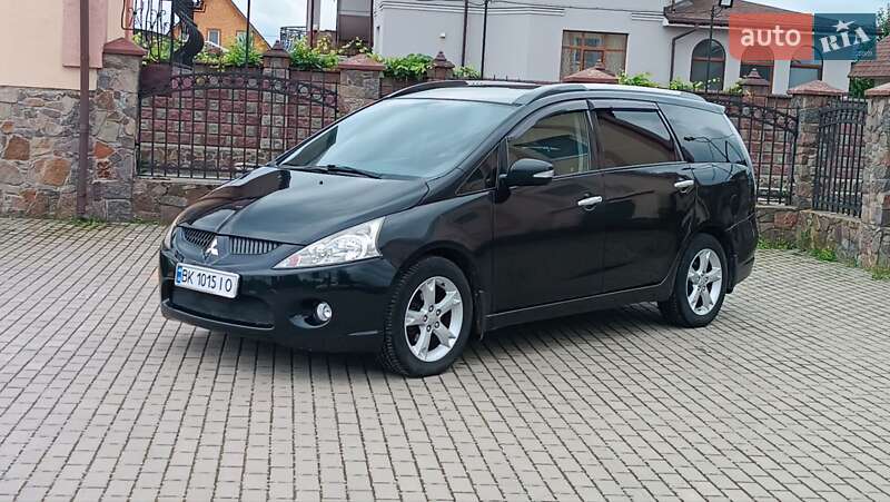 Mitsubishi Grandis (2008)