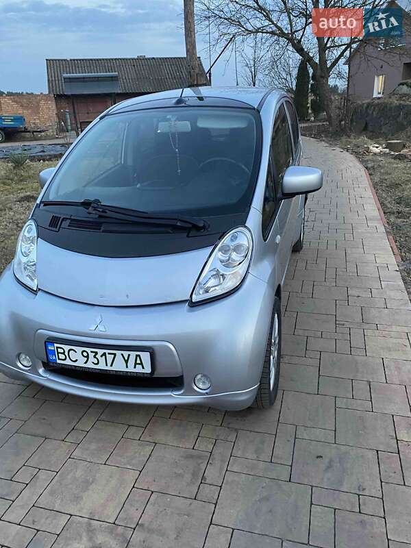 Mitsubishi I-miev (2014)