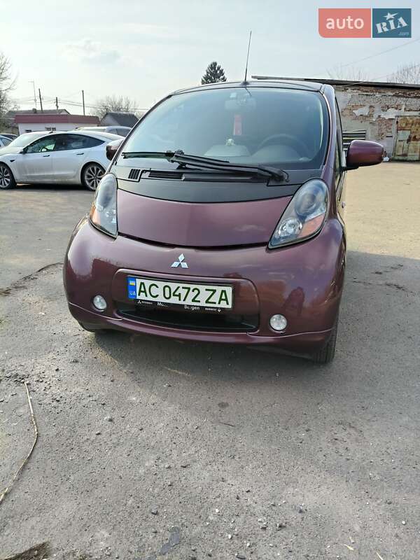 Mitsubishi I-miev (2011)