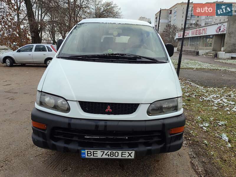 Mitsubishi L 400 (1998)