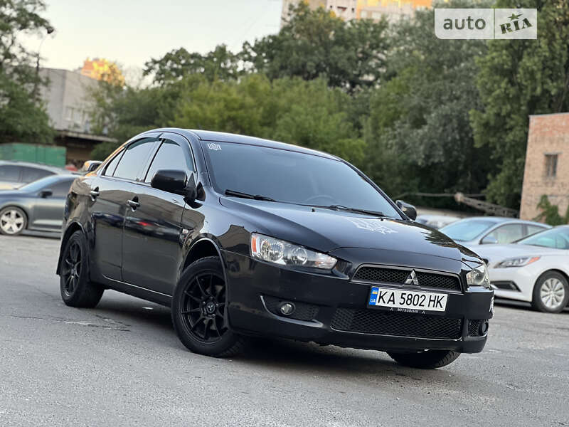 Mitsubishi Lancer x (2008)