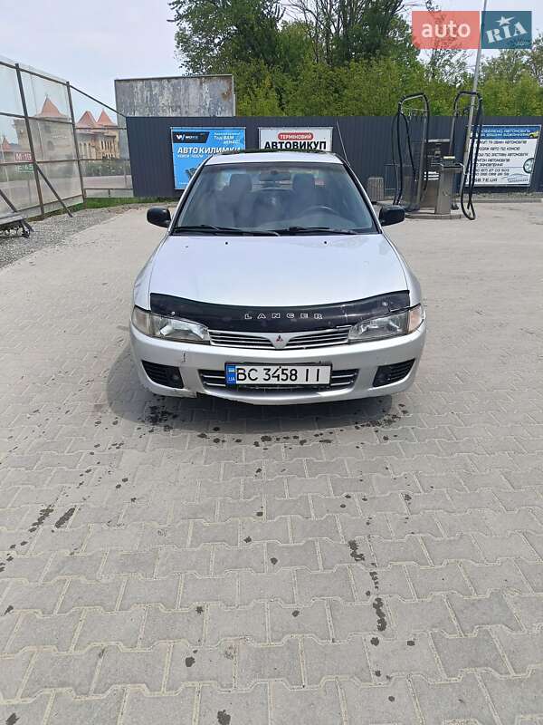 Mitsubishi Lancer (1996)