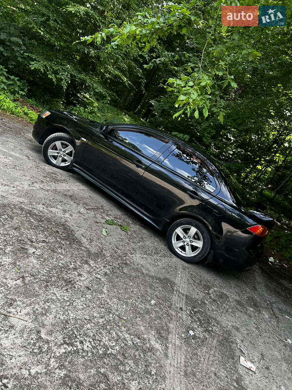Mitsubishi Lancer (2008)
