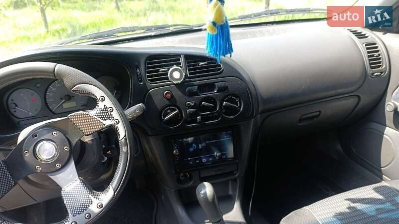 Mitsubishi Lancer (1996)