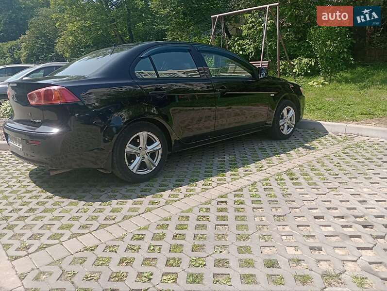 Mitsubishi Lancer (2008)
