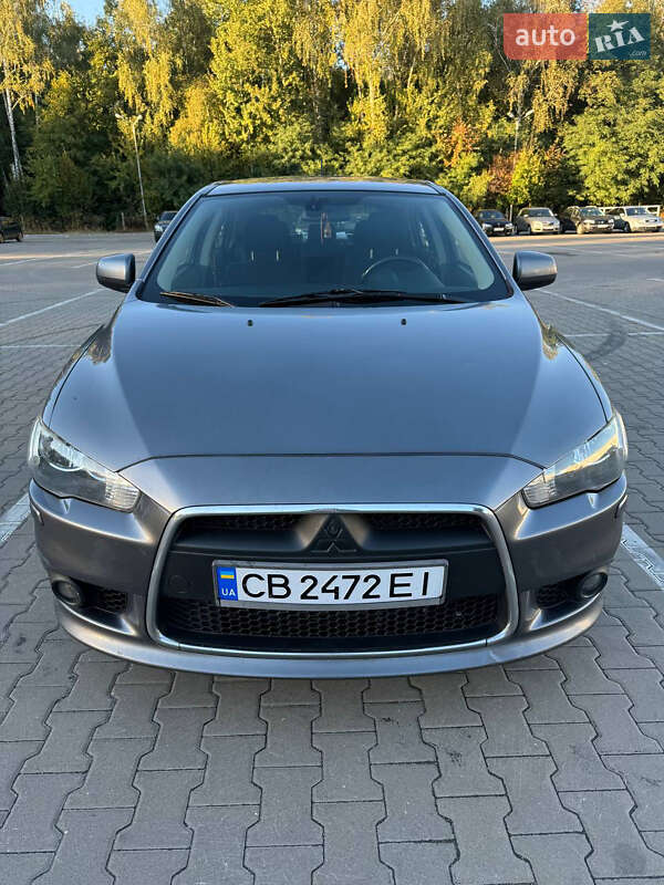 Mitsubishi Lancer (2010)