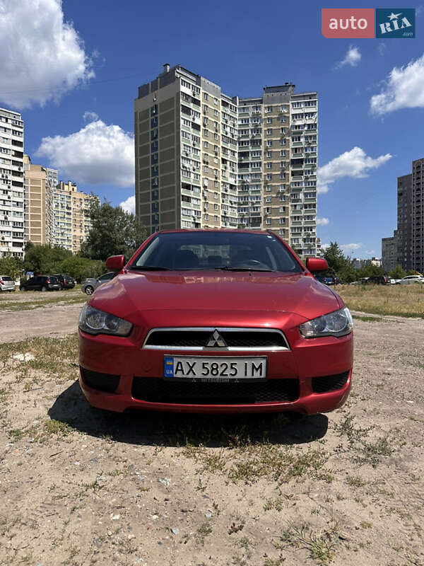 Mitsubishi Lancer (2013)