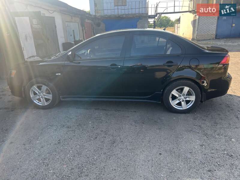 Mitsubishi Lancer (2008)