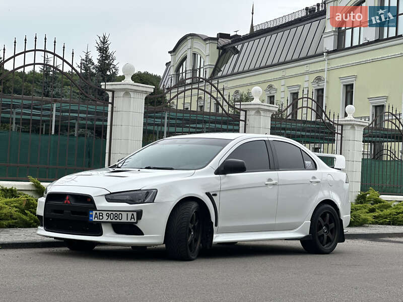 Mitsubishi Lancer (2011)