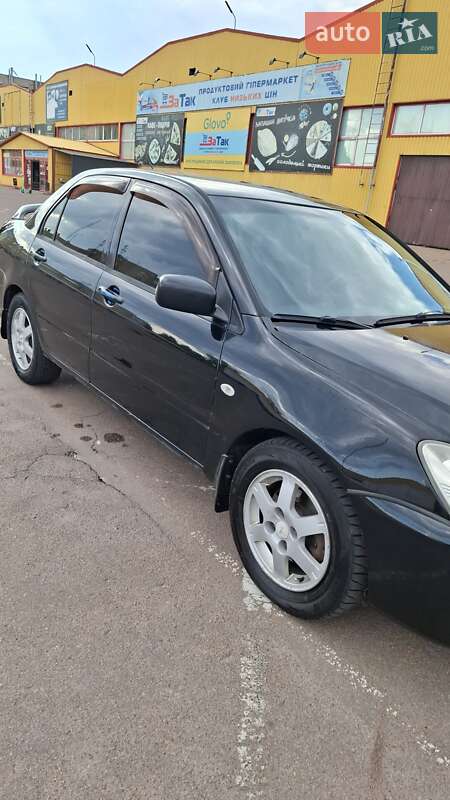 Mitsubishi Lancer (2004)