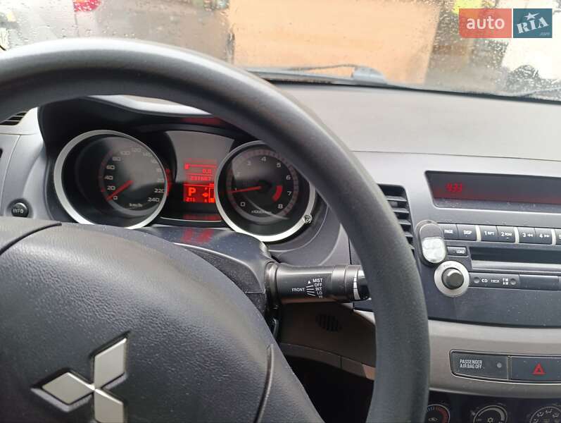 Mitsubishi Lancer (2009)