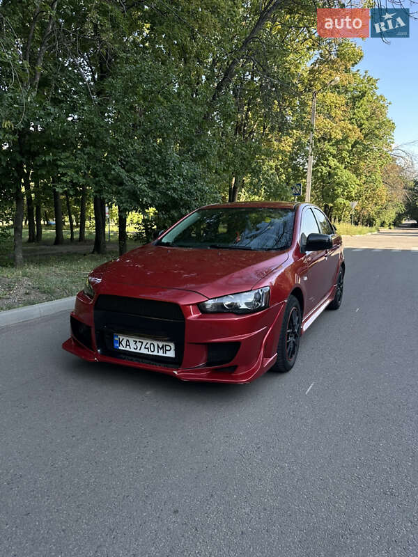 Mitsubishi Lancer (2012)