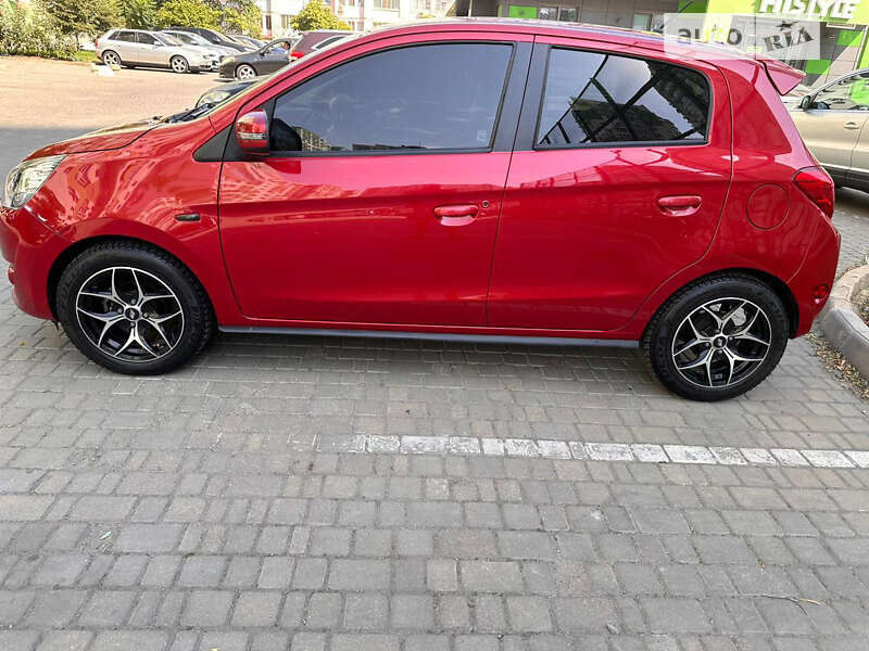 Mitsubishi Mirage (2014)
