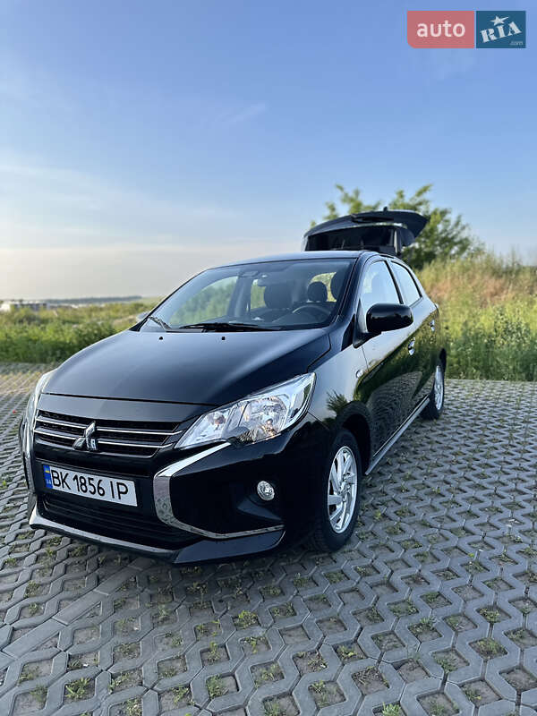 Mitsubishi Mirage (2023)