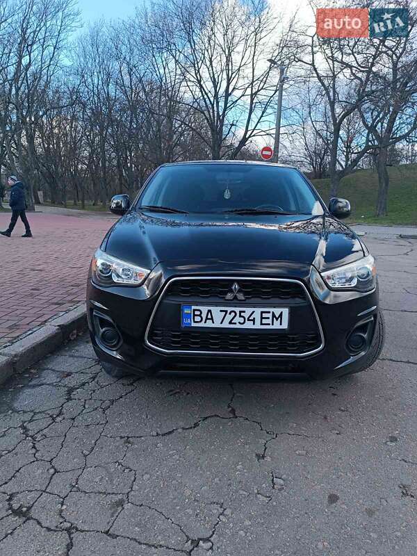 Mitsubishi Outlander sport (2013)