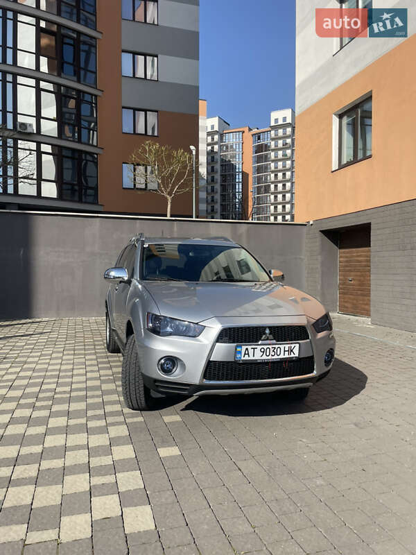 Mitsubishi Outlander xl (2009)