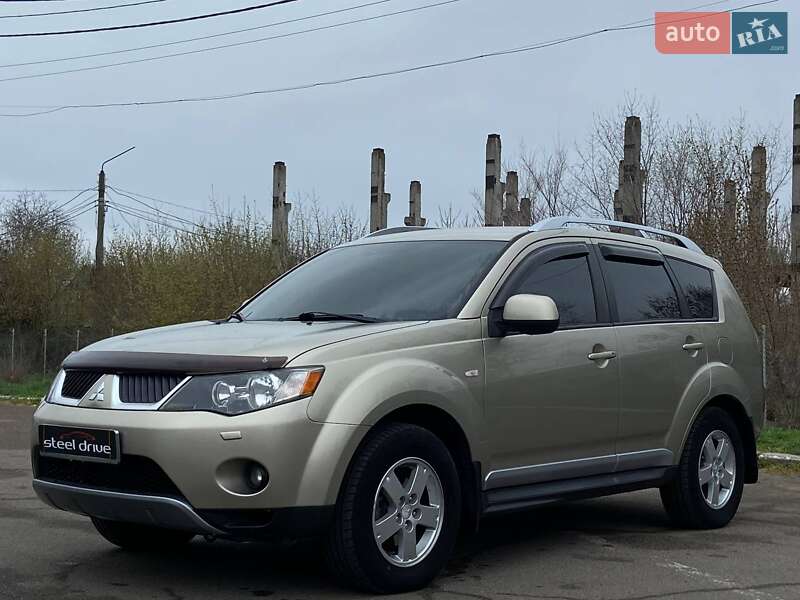 Mitsubishi Outlander xl (2009)
