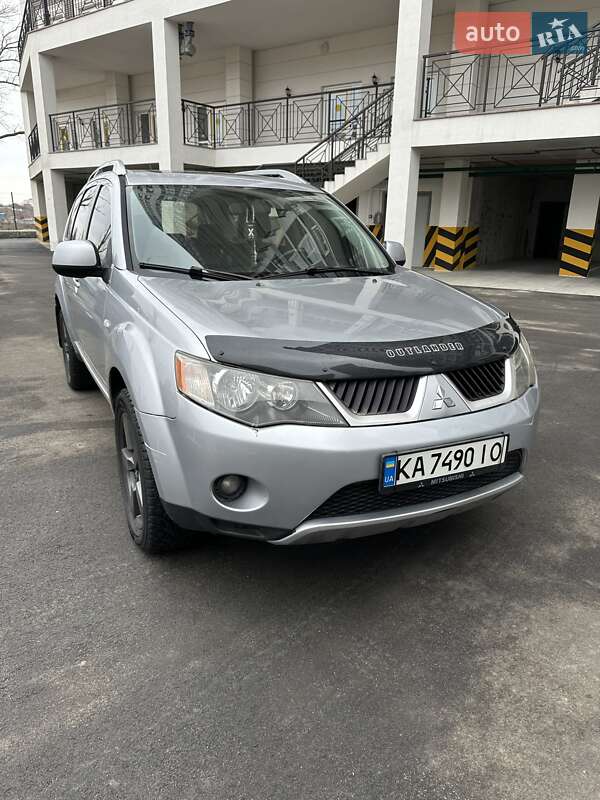 Mitsubishi Outlander xl (2007)