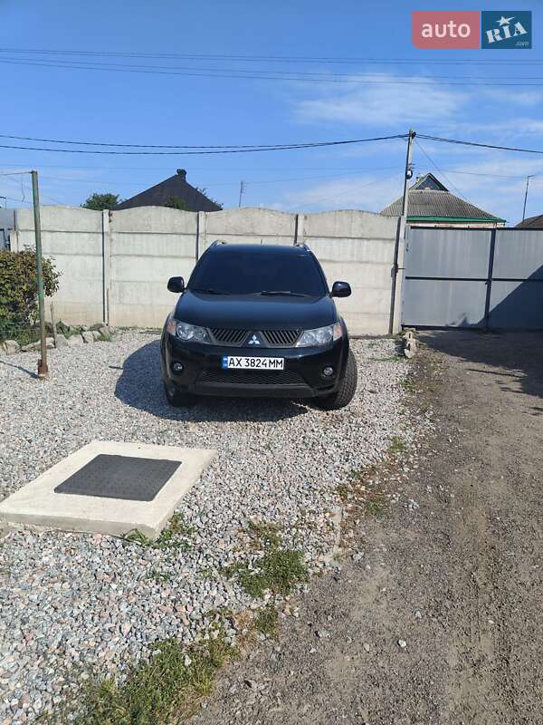 Mitsubishi Outlander xl (2008)