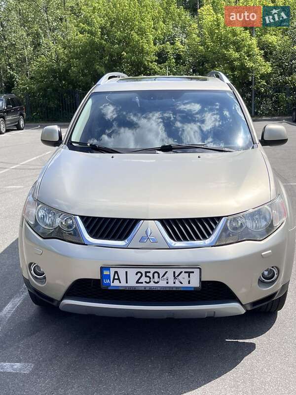 Mitsubishi Outlander xl (2009)