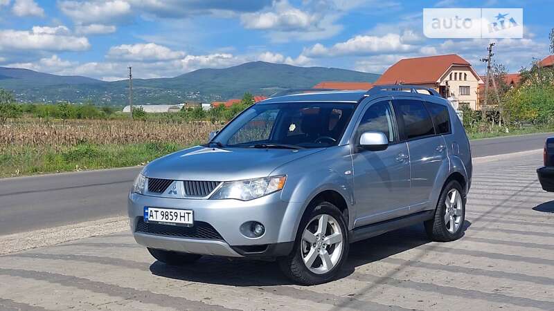 Mitsubishi Outlander (2009)