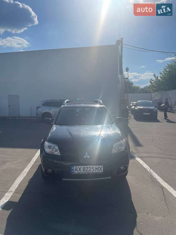 Mitsubishi Outlander (2006)