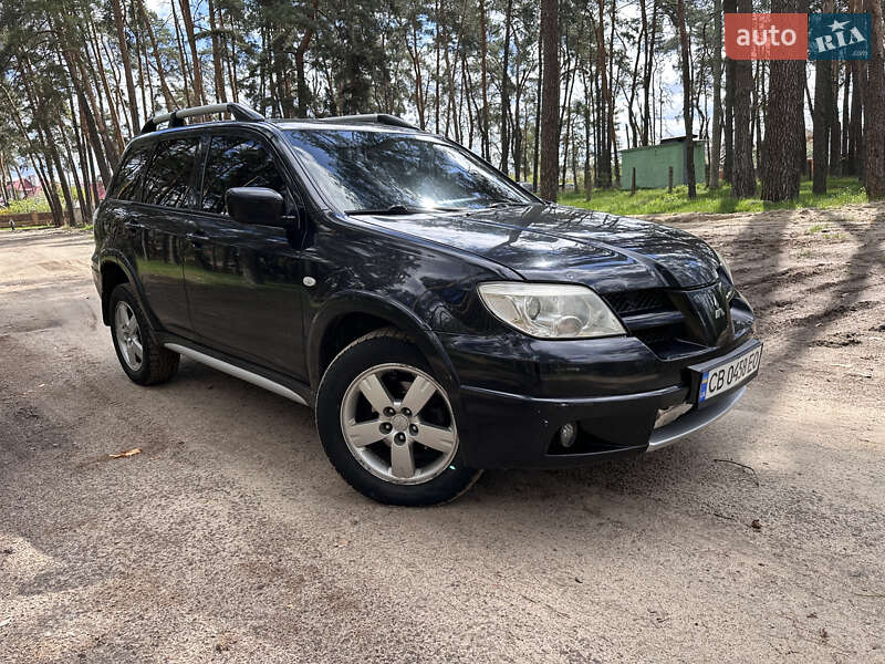 Mitsubishi Outlander (2008)