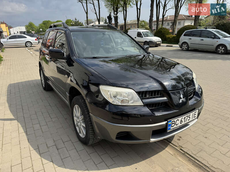 Mitsubishi Outlander (2008)