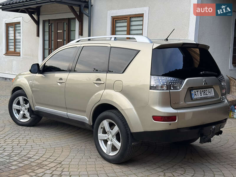 Mitsubishi Outlander (2007)