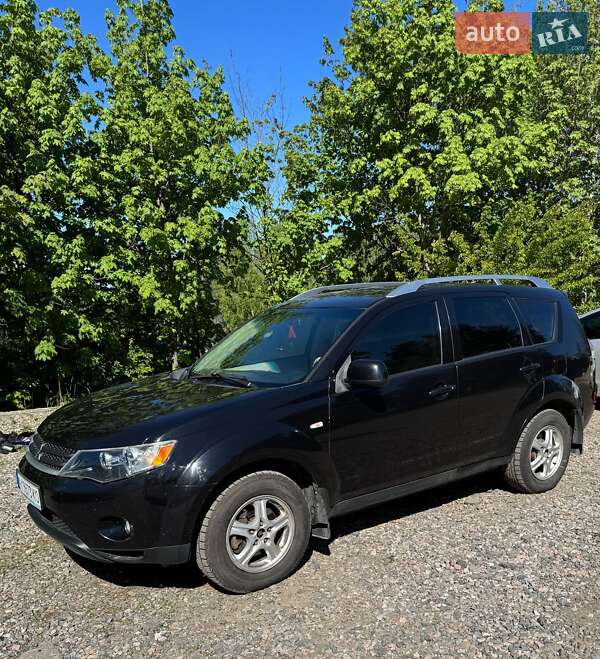 Mitsubishi Outlander (2008)